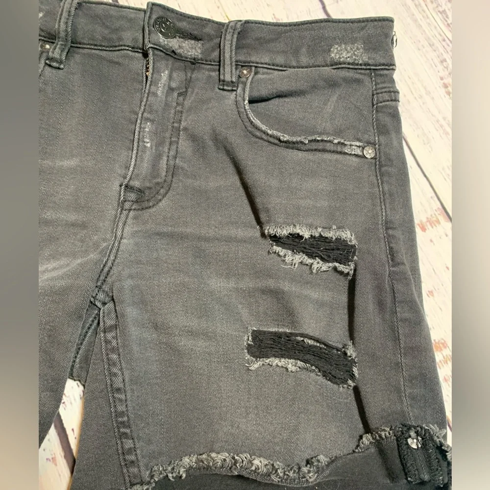 Vigoss Distressed Black Denim Shorts. The Chelsea short. Size 25.
